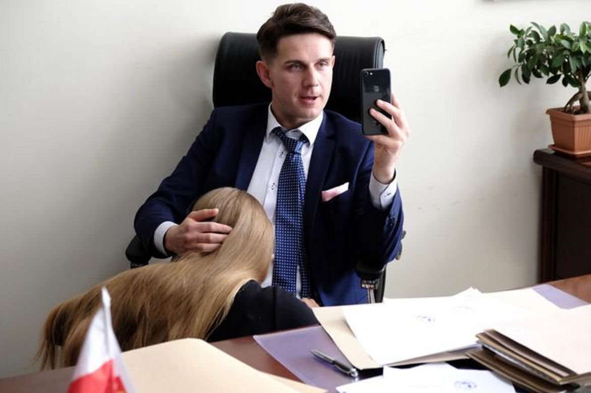 Antek Królikowski traci pracę