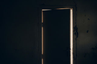 Paweł Tuchlin Skorpion. Co działo się za zamkniętymi drzwiami jego domu?