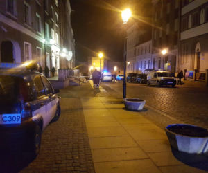 Kolejny alarm bombowy w Toruniu - ewakuowany hotel na starówce!