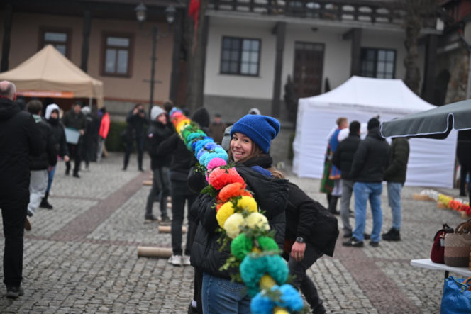 35 metrów i 80 centymetrów liczy palma, która zwyciężyła tegoroczny konkurs palm w Lipnicy Murowanej