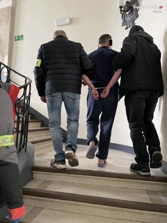 Knurów: Zastrzelił żonę i chwalił się tym na stacji. Wojciech R. wylądował w areszcie