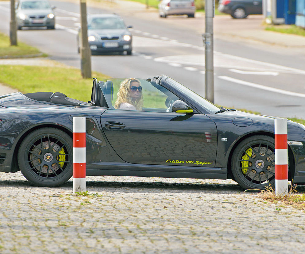 Porsche 911 Turbo S Edition 918 Spyder
