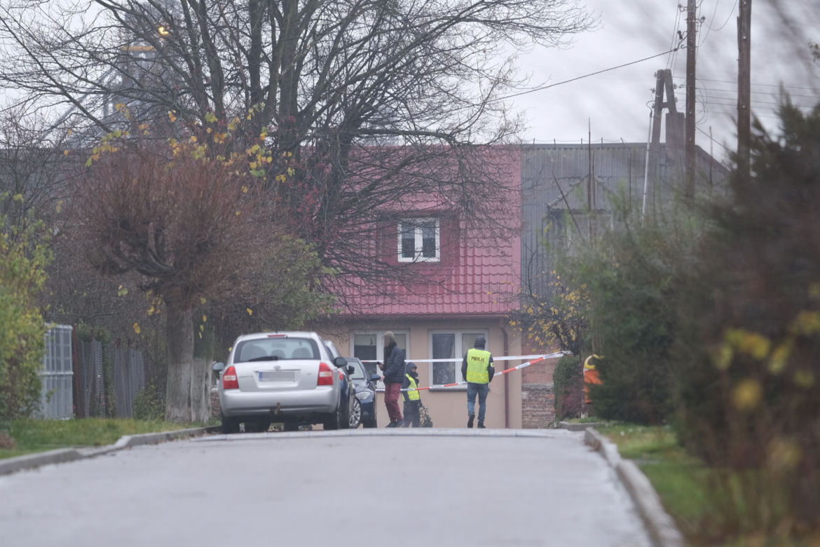 Przewodów. Rakiety spadły na Polskę. Zdjęcia z miejsca zdarzenia 
