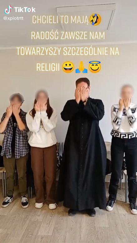 Ksiądz Piotr z Barlinka podbija TikToka