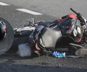 Makabryczny wypadek motocyklisty na zakopiance w Głogoczowie