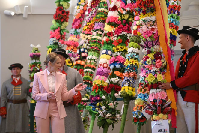 Marta Nawrocka na Niedzieli Palmowej w Pałacu Prezydenckim