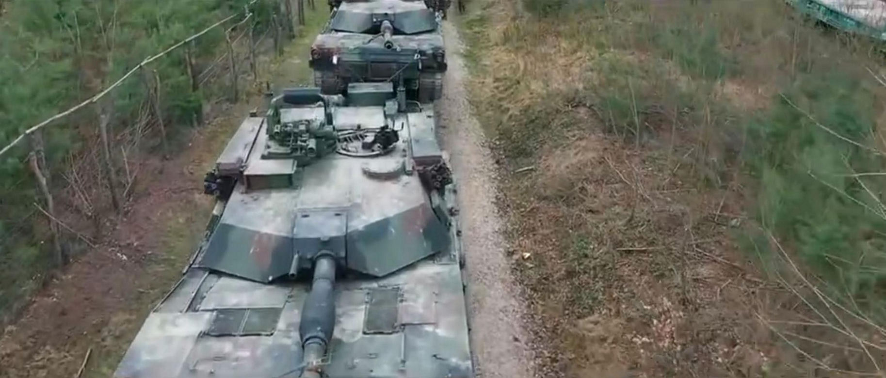 Stalowe kolosy wjechały do Warszawy. Nowe amerykańskie Abramsy są już w stolicy