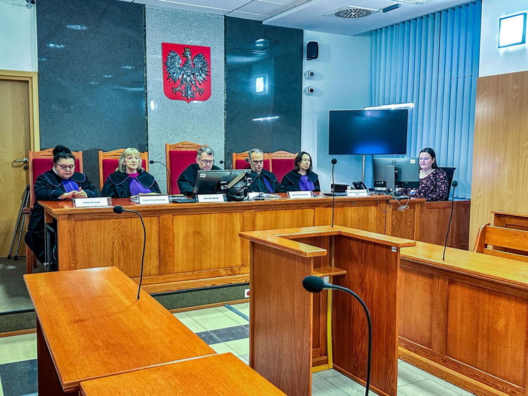 Małżeństwo zdecydowało się na desperacki krok. W tle długi i konflikt z sąsiadami