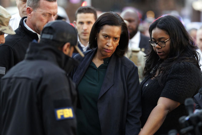 Strzelanina przy Białym Domu! Żołnierze walczą o życie! Wiemy, kim jest agresor