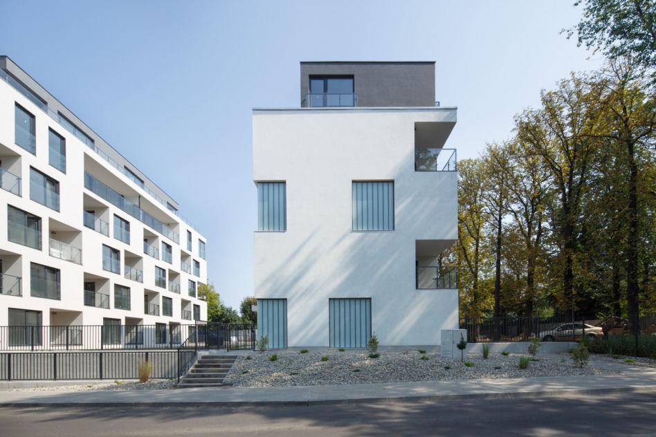 Zlota_ Zalewski Architecture Group 12 (Copy)