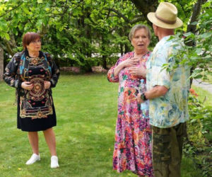 Barwy szczęścia, odcinek 3288. Irenka (Krystyna Tkacz), Basia (Sławomira Łozińska), Tolek (Marek Siudym)