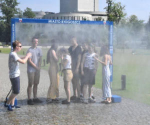 Bydgoszcz radzi jak chronić się przed upałem