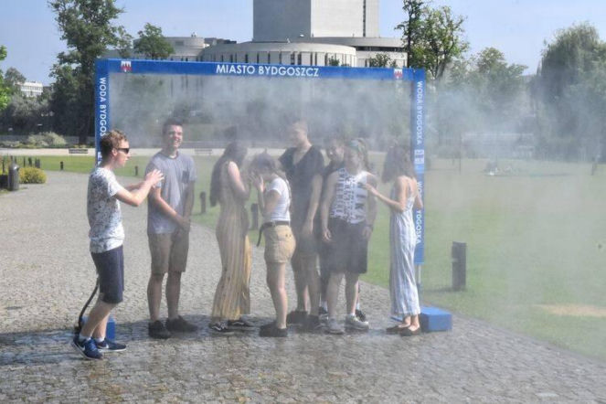 Bydgoszcz radzi jak chronić się przed upałem