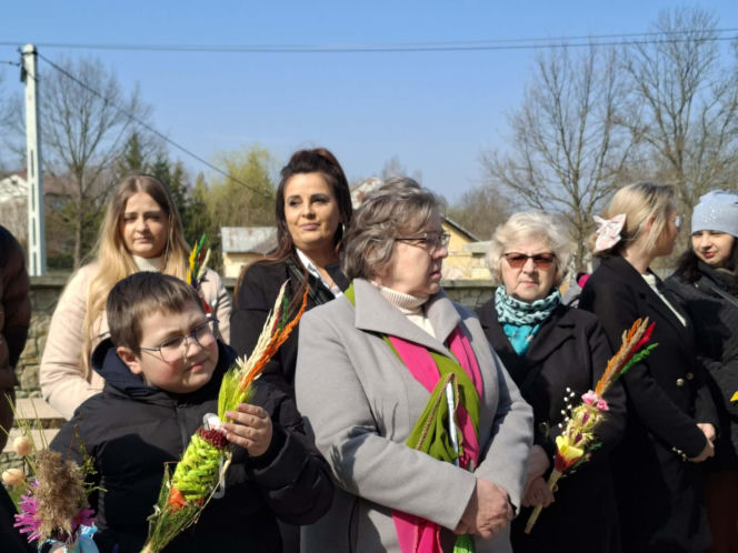 Niedziela Palmowa 2026 w gminie Brody. Barwna procesja i rekordowe palmy w Krynkach