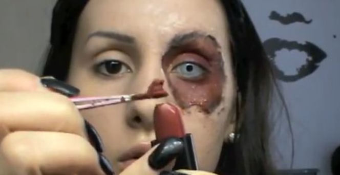 JAK ZROBIĆ straszny makijaż na Halloween