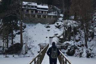 Perła Zachodu zimą zachwyca. Ten kultowy szlak prowadzi do schroniska nad przepaścią