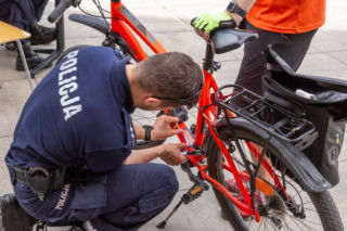 Wrocław: W piątek policjanci będą bezpłatnie znakować rowery