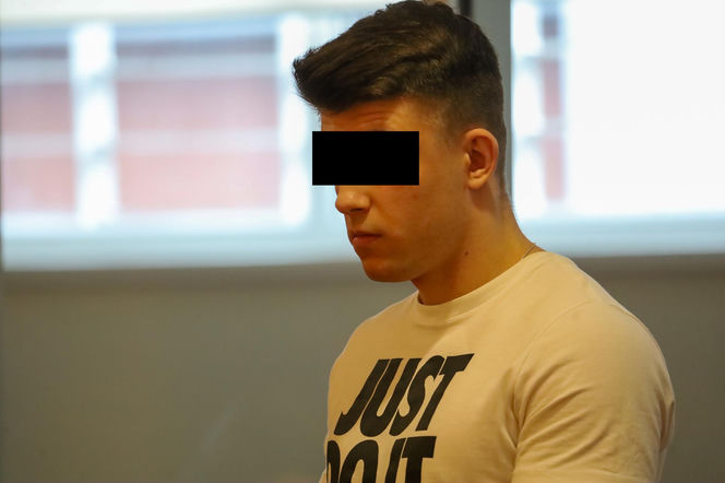 Gang zarabiał na tragedii staruszków!