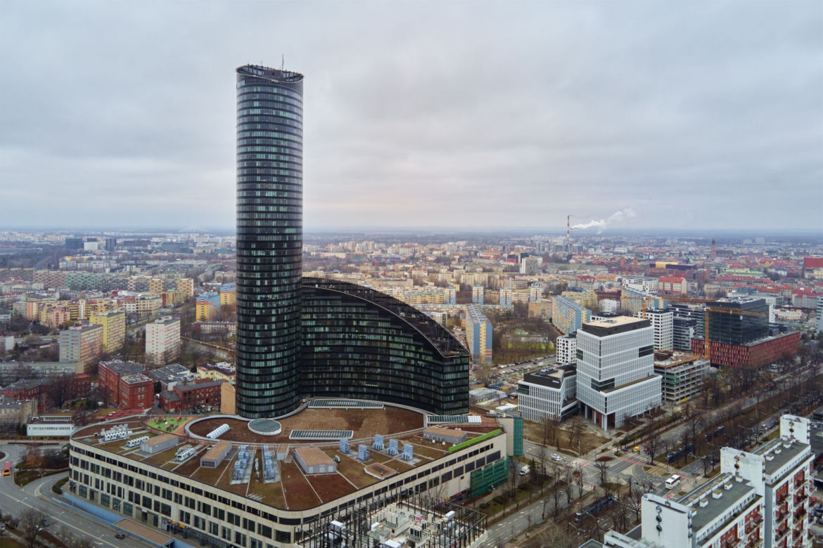 Sky Tower Wrocław - 212 m.