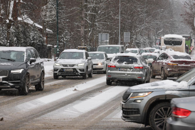 Najazd na Zakopane. Tłumy turystów zmierzają pod Tatry