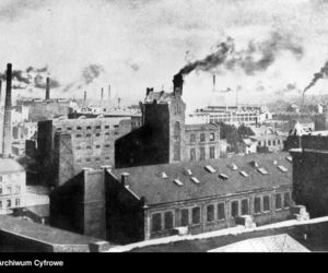 Łódź. Panorama miasta. Widoczne dymiące kominy /1943