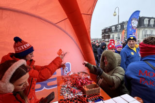 Morsjanie atakują! Ekipa Radia ESKA nadaje ze zlotu morsów w Mielnie