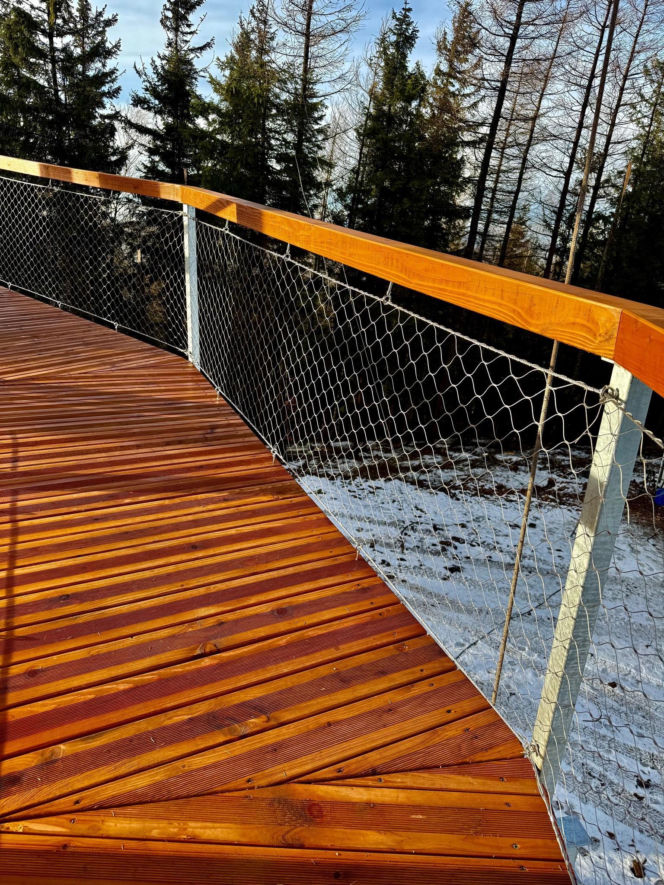 Najwyższa darmowa wieża widokowa w Polsce. Ma 38 metrów i widoki jak z bajki