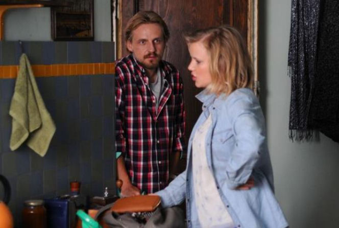 O mnie się nie martw. Iga Małecka (Joanna Kulig), Krzysiek (Paweł Domagała)
