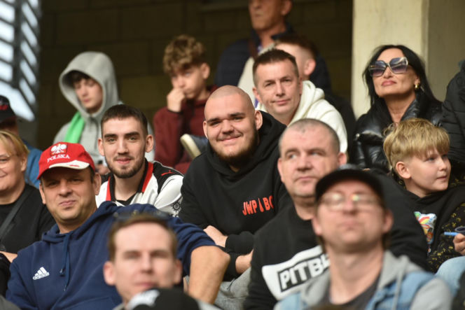 1. Finał Indywidualnych Mistrzostw Polski w Toruniu: Zdjęcia kibiców z Motoareny. Poszukaj się w galerii z IMP