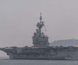 Francuski lotniskowiec na Bałtyku. Historyczne wejście „Charles de Gaulle do Malmö