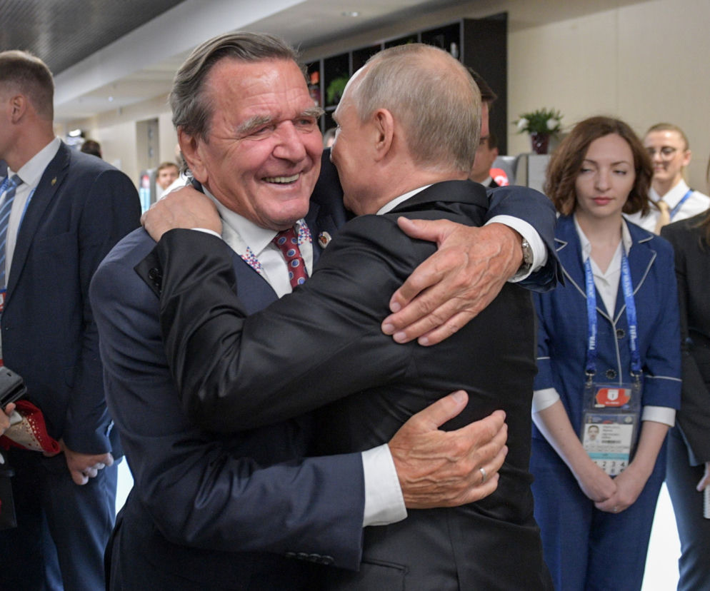  Putin chce zakończyć wojnę? Były kanclerz Niemiec ma z nim dobre relacje i  zdradza szczegóły