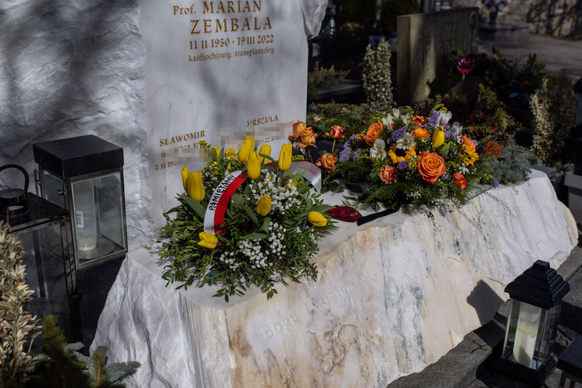 Tak wygląda grób Mariana Zembali rok po jego śmierci