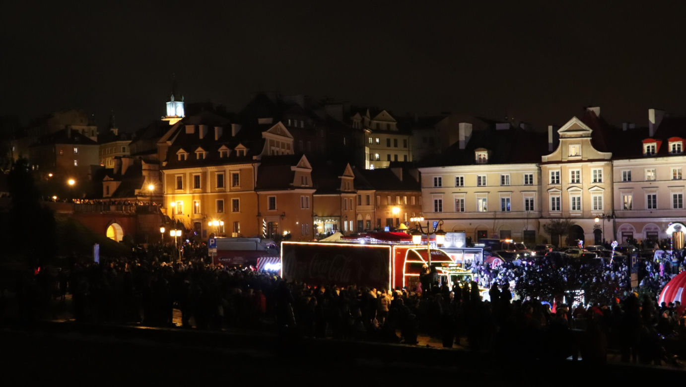 Ciężarówka Coca-Coli w Lublinie! Miasto jeszcze nigdy nie wyglądało tak magicznie! [ZDJĘCIA]