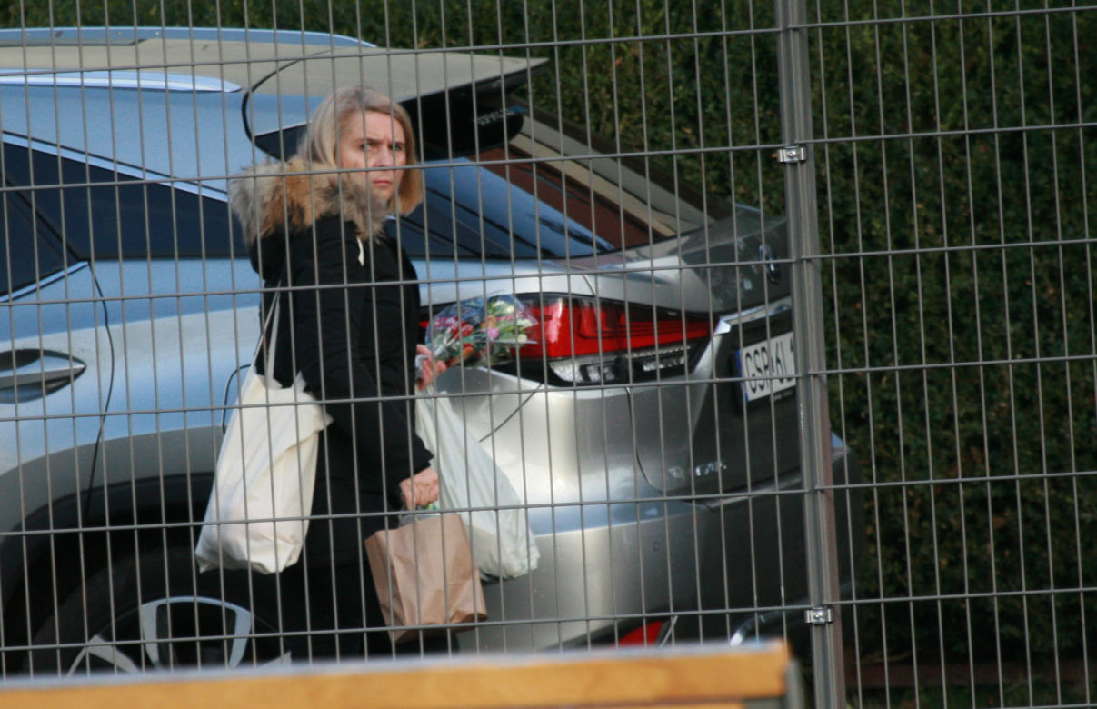Małgorzata Tusk  pociesza męża