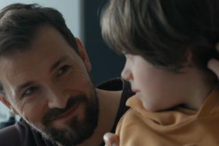 Barwy szczęścia odc. 3276. Sonia (Weronika Nockowska), Marcin Kodur (Oskar Stoczyński), Mateuszek (Filip Kowalewicz)