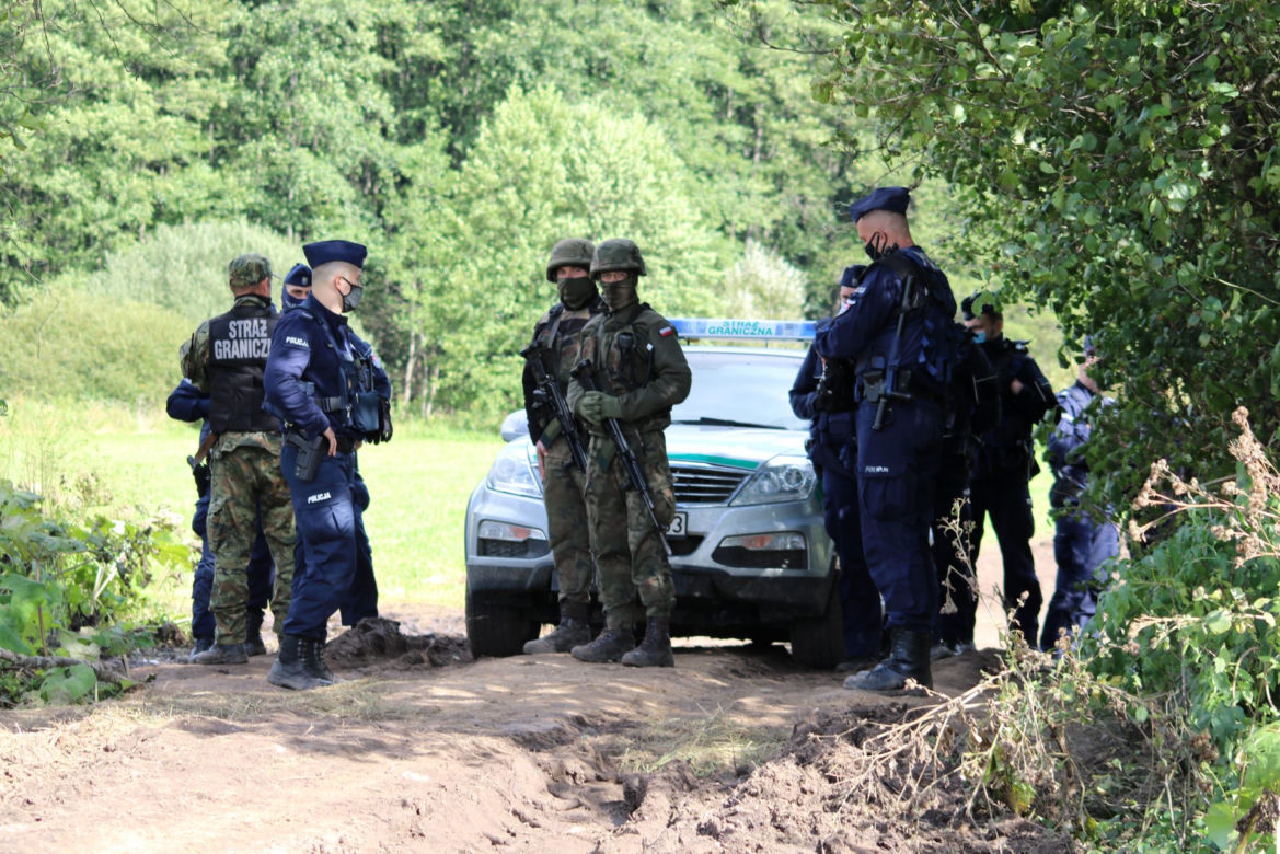 Obozowisko uchodźców na granicy polsko-białoruskiej