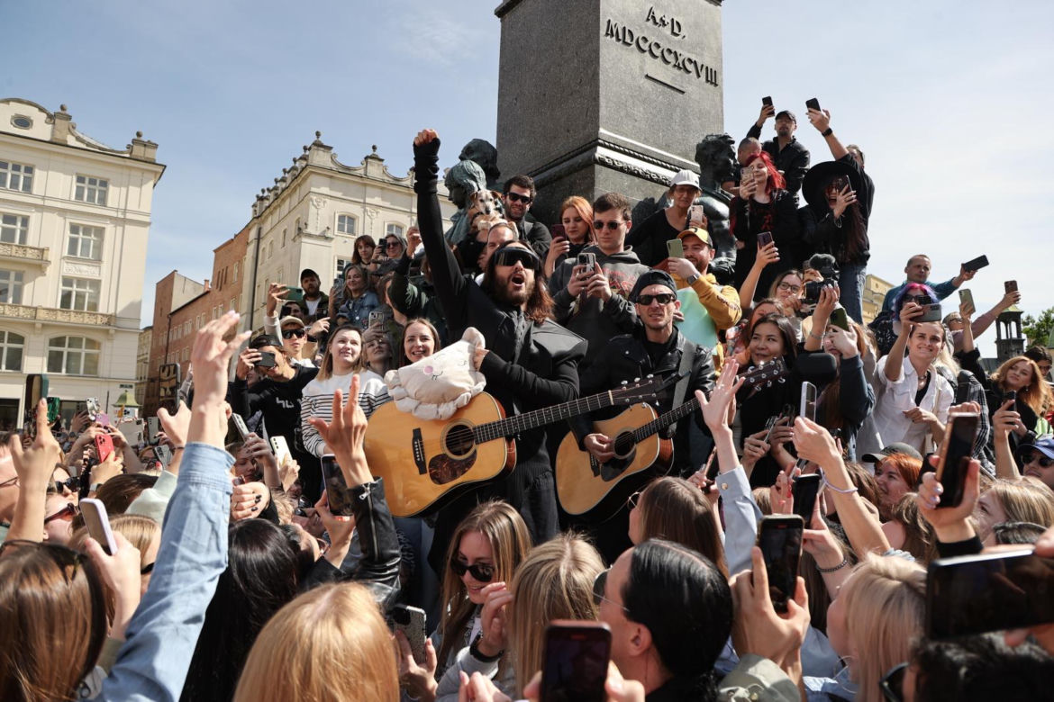 Tak wyglądał spontaniczny koncert Jareda Leto na rynku w Krakowie!