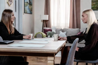 Pierwsza miłość odc. 4120. Marta (Honorata Witańska), Emilka (Anna Ilczuk)