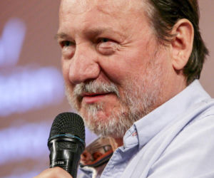 Robert Więckiewicz zaczynał w technikum budowlanym. Tak wyglądała jego niezwykła metamorfoza