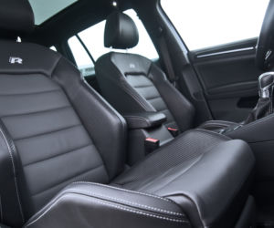 Volkswagen Golf Variant R
