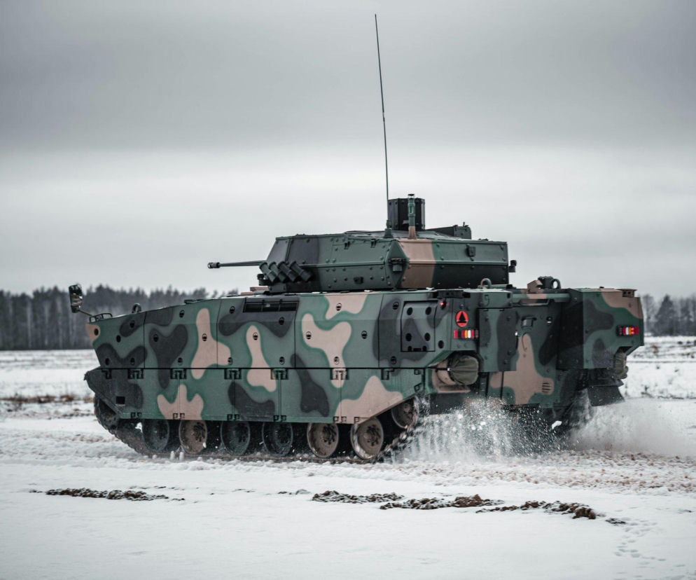 BWP Borsuk pokazał kły. Historyczne, pierwsze strzelania poligonowe