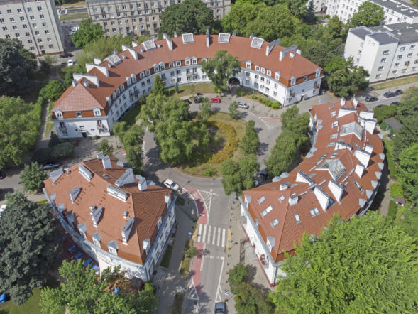 Sztuczna inteligencja wybrała najpiękniejszą dzielnicę Warszawy na wiosnę. Wszystko zakwita