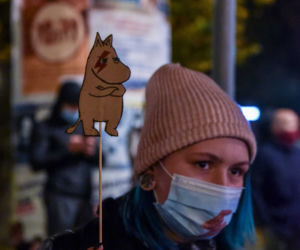 Strajk kobiet w Toruniu. Tańce, straż pod kościołem i wiele więcej - środa (28.10.2020)