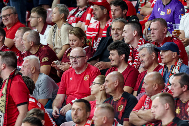 Widzew Łódź - Lech Poznań: Zdjęcia kibiców z meczu 6. kolejki PKO BP Ekstraklasy