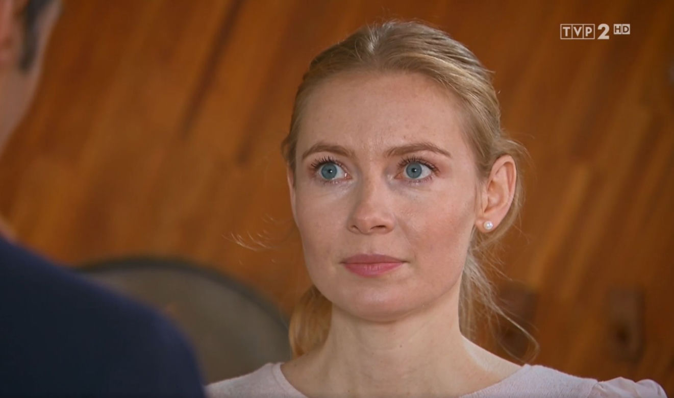 Barwy szczęścia, odcinek 2427: Dominika (Karolina Chapko), Stawicki (Piotr Borowski)