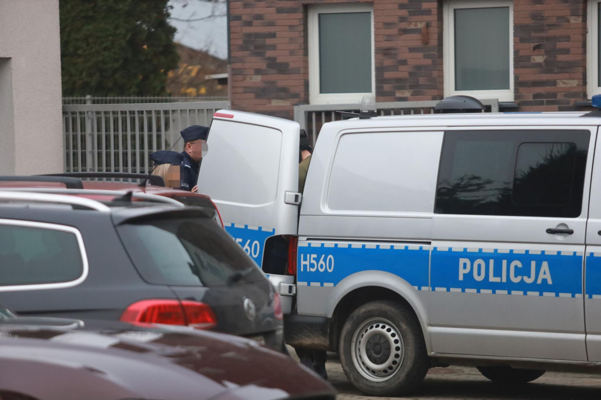 Obciął siostrze głowę. Przyznał się do zabójstwa i złożył wyjaśnienia. Grozi mu dożywocie