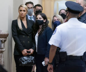 Paris Hilton wyszła za mąż! Zobacz jak się zmieniała
