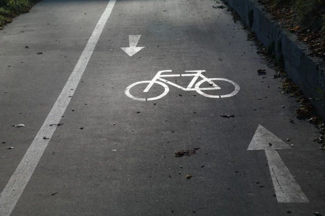 Czy miasto radzi sobie z odśnieżaniem ścieżek rowerowych?