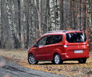 Ford Tourneo Courier 1.0 EcoBoost