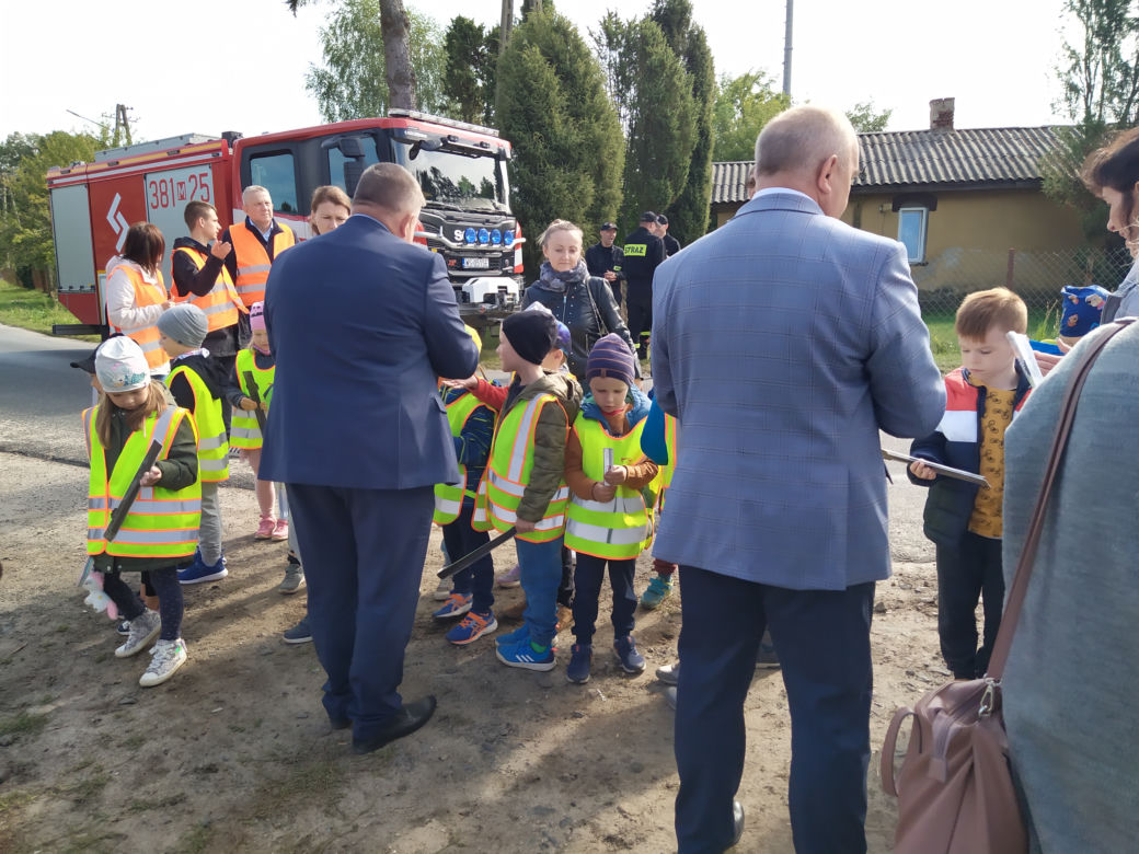 ZOBACZ ZDJĘCIA z akcji "Bezpieczny przejazd" w Koszewnicy, w gminie Kotuń - 15.09.2022